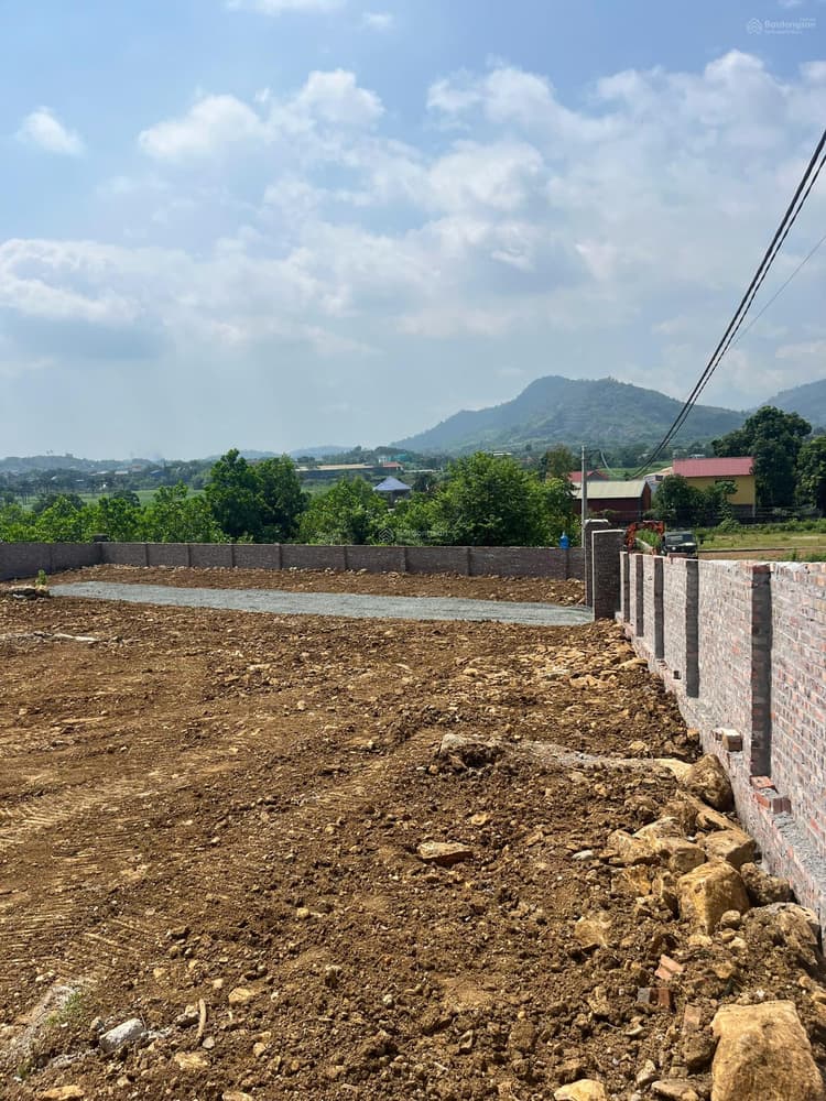 Đất Đông Xuân tại Vinhomes Smart City - 863m2, Sổ Hồng, Giá 5tr/tháng